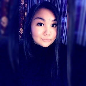 Meet your Posher, Angeline